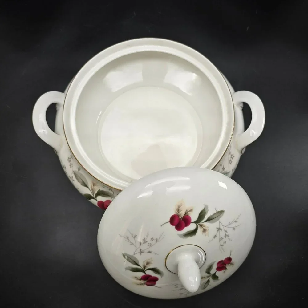 Royal Doulton this vintage